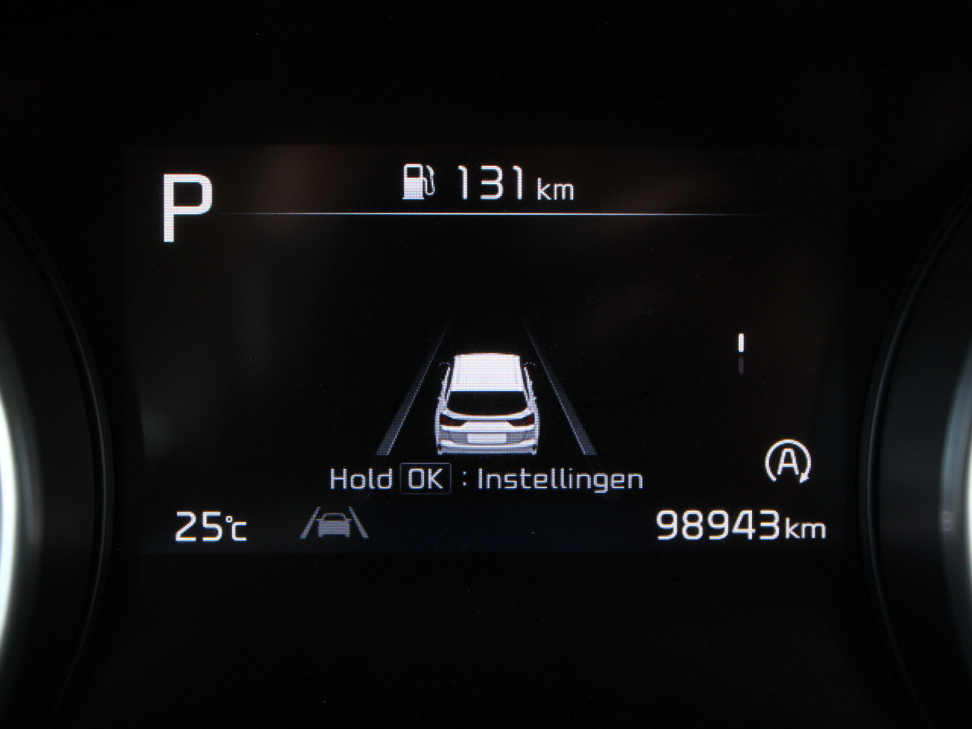 45738042-46.jpg
