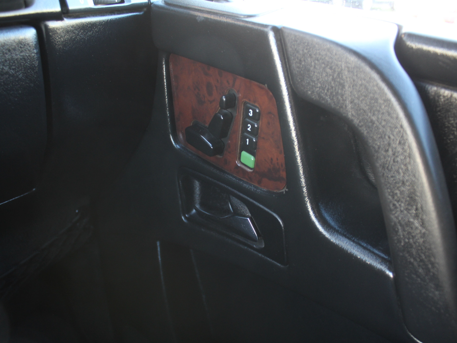 49345087-43.jpg