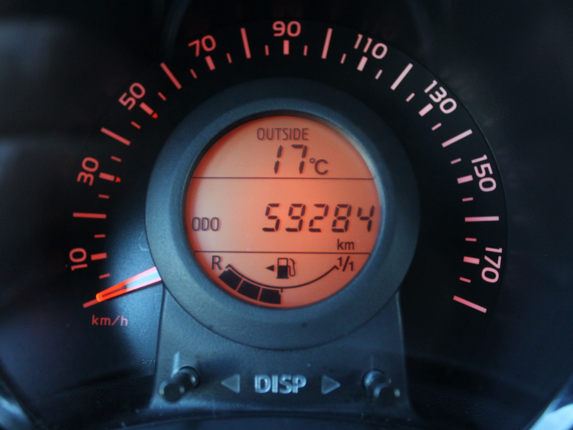 52670757-8.jpg