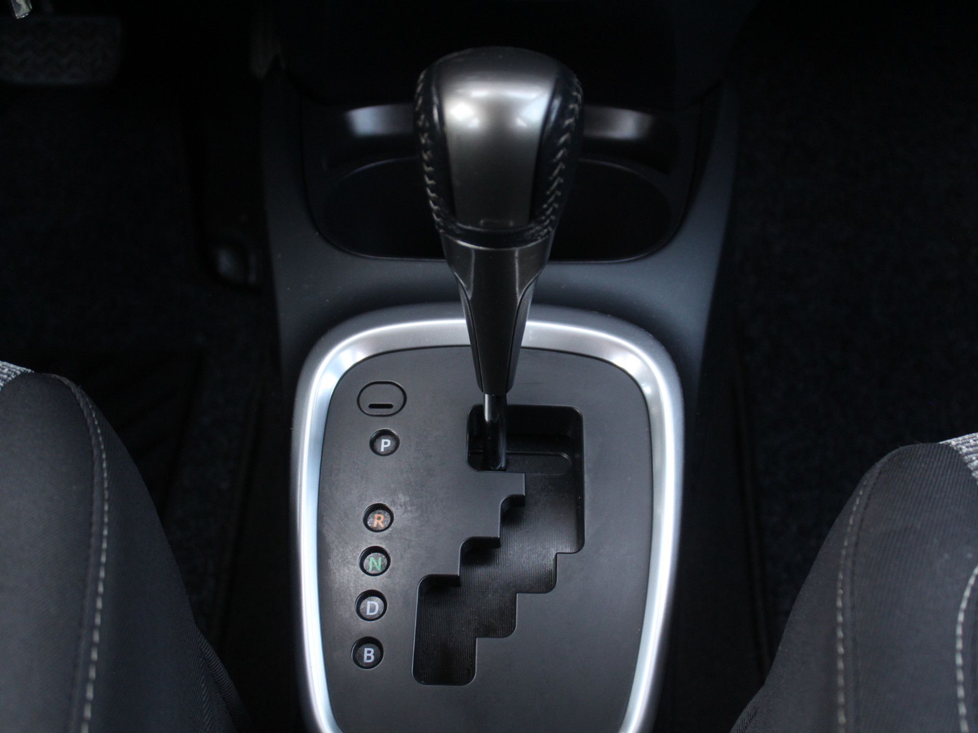 54646332-24.jpg