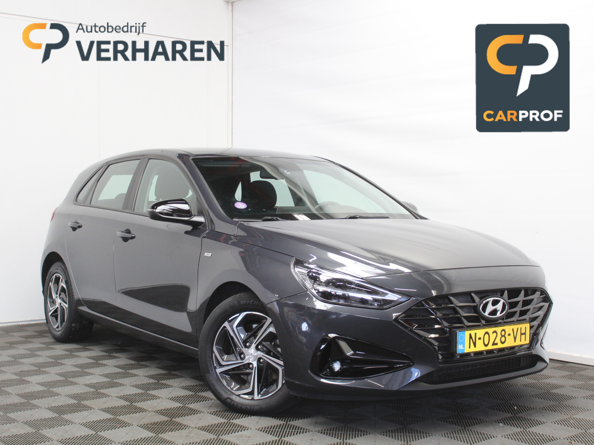 Hyundai i30 1.0 T-GDi MHEV Comfort Smart CARPLAY | CLIMATE | CRUISE | CAMERA | LMV16 | LED | DAB | NAVI 57706638-0.jpg | Autobedrijf Verharen