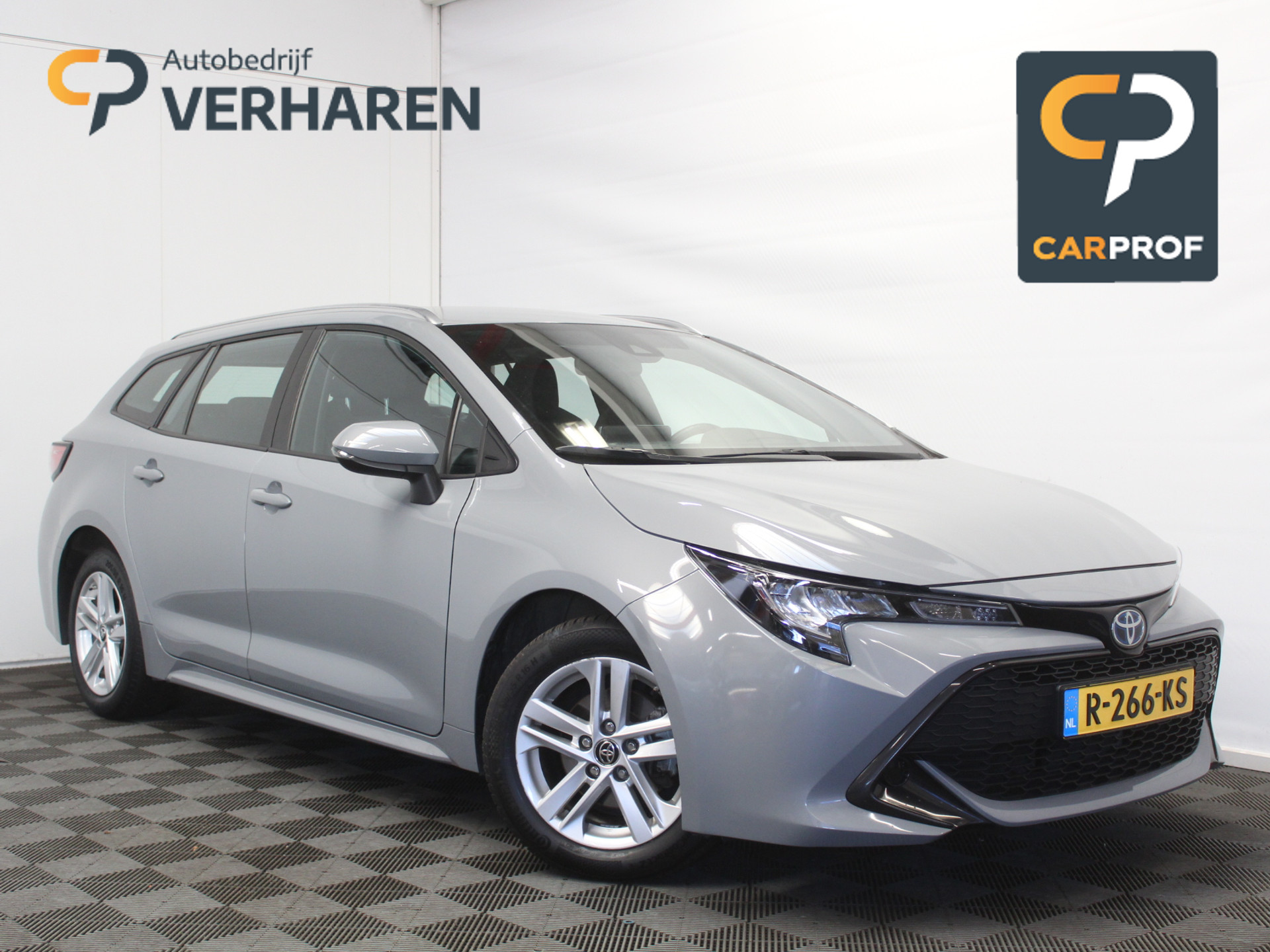 Toyota Corolla Touring Sports 1.8 Hybrid Active CLIMATE | CAMERA | CARPLAY | LED | ADAPCRUISE | DAB | LMV16 57785968-0.jpg | Autobedrijf Verharen